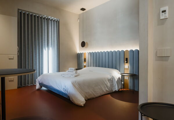 Deb&spa: Autumn, Bedroom, Spring, Summer