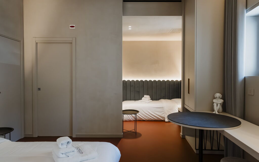 Deb&spa: Autunno, Camera da letto, Estate, Primavera