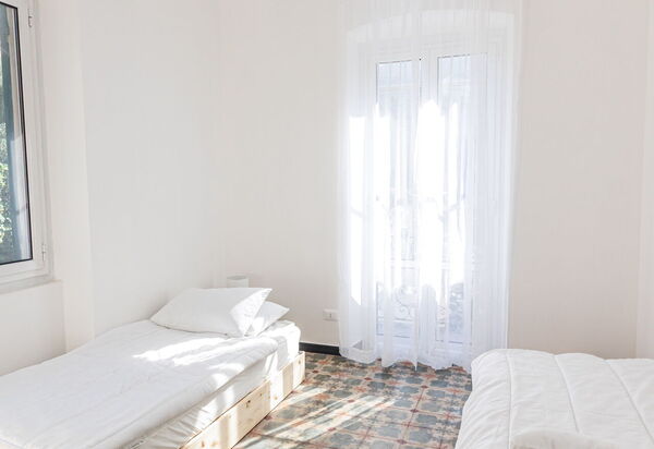 Newly Renovated Ocean View Flat: Autunno, Camera da letto, Estate, Primavera