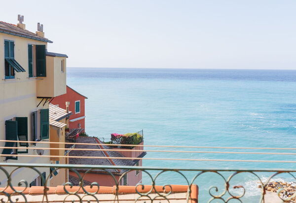 Newly Renovated Ocean View Flat: Autunno, Balcone / Terrazza / Patio, Estate, Primavera