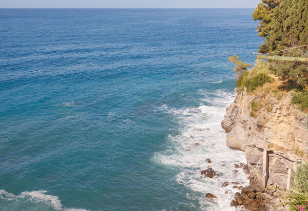 Newly Renovated Ocean View Flat: all'aperto, Attività, Autunno, Estate, Primavera