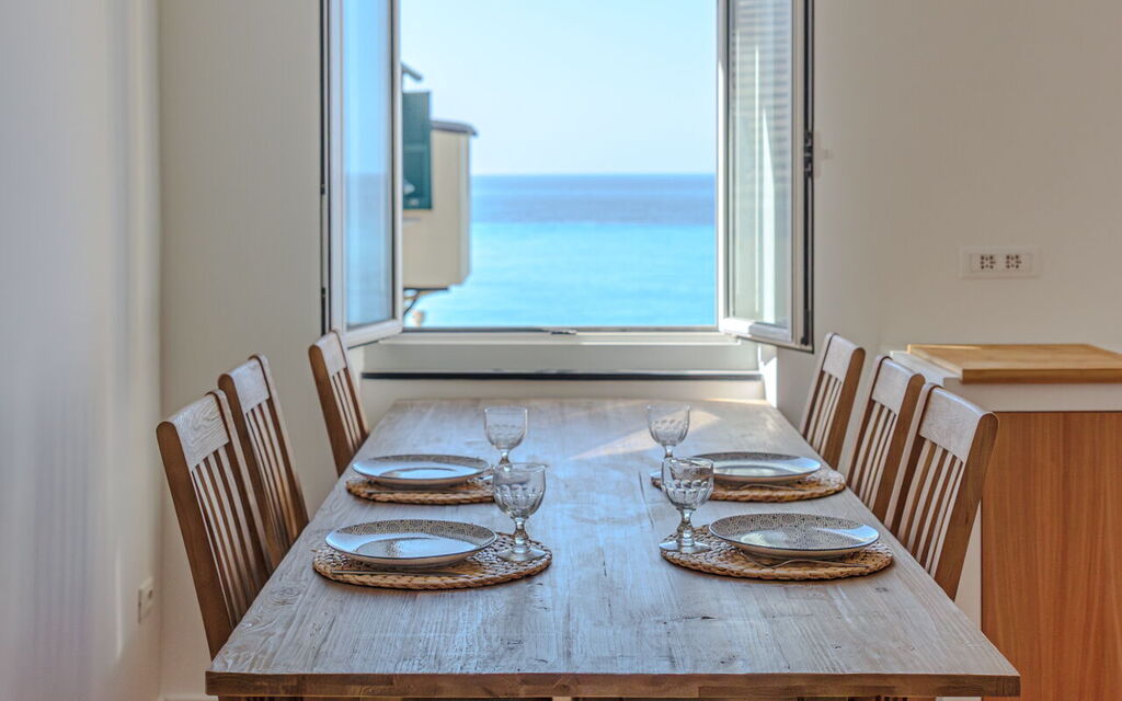 Newly Renovated Ocean View Flat: Autumn, Dining Room, Spring, Summer