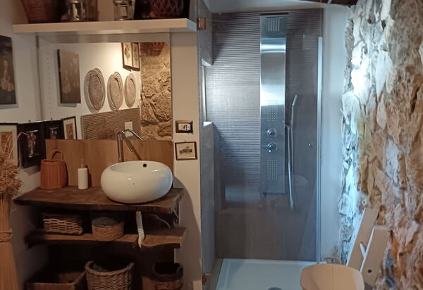 Borgo Incanto: Autumn, Bathroom, Spring, Summer