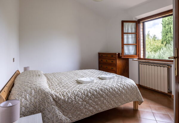 Oliveto Del Cantarello: Autunno, Camera da letto, Estate, Primavera