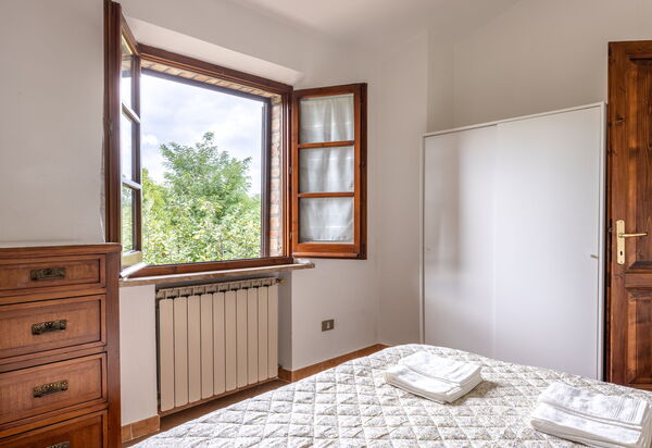 Oliveto Del Cantarello: Autunno, Camera da letto, Estate, Primavera