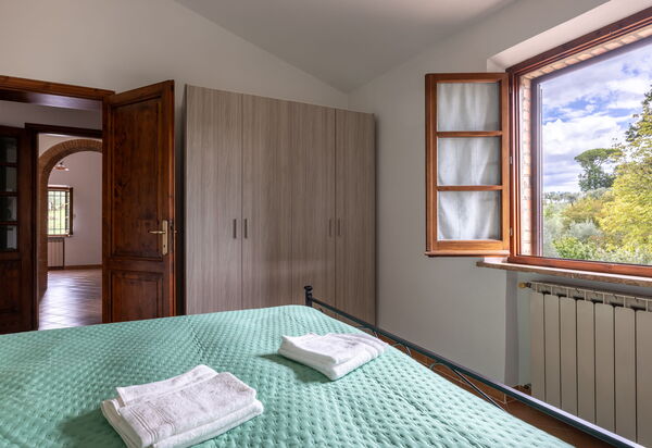 Oliveto Del Cantarello: Autunno, Camera da letto, Estate, Primavera