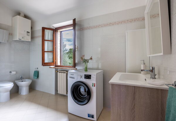 Oliveto Del Cantarello: Autunno, Bagno, Estate, Primavera