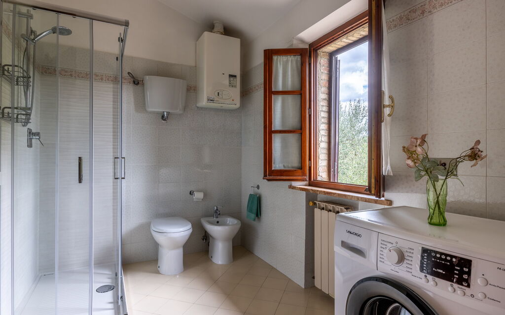 Oliveto Del Cantarello: Autunno, Bagno, Estate, Primavera