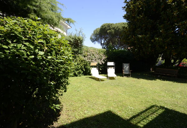 Casa Di Silvana: Esterni, Giardino
