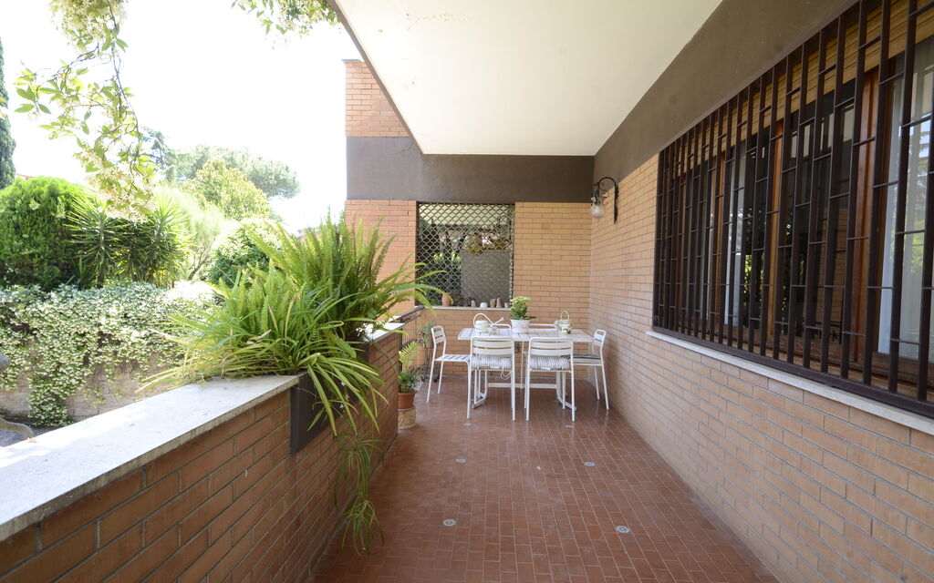 Casa Di Silvana: Balcony / Terrace / Patio, Building Exterior