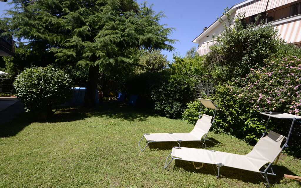 Casa Di Silvana: Building Exterior, Garden