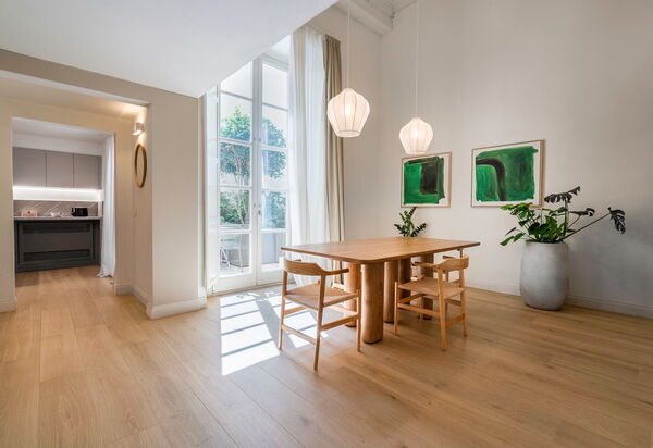 Elegant Apartments Near The Duomo: Autunno, Estate, Primavera, Soggiorno