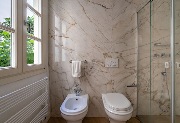 Elegant Apartments Near The Duomo: Autunno, Bagno, Estate, Inverno, Primavera