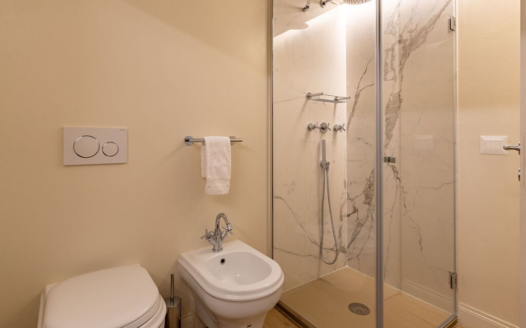 Elegant Apartments Near The Duomo - : Autunno, Bagno, Estate, Inverno, Primavera