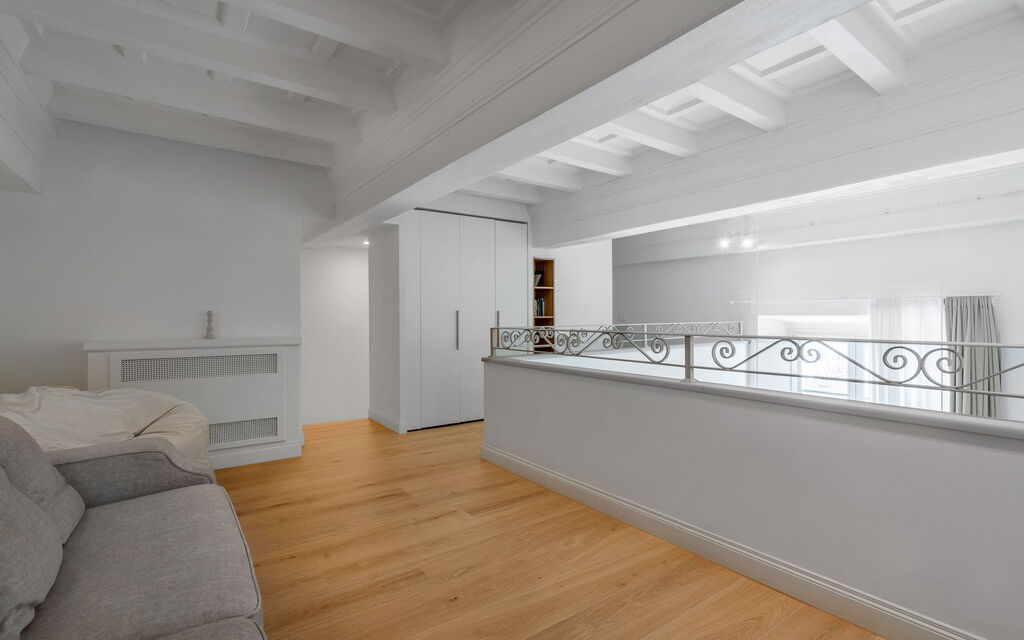 Elegant Apartments Near The Duomo - : Autunno, Estate, Primavera, Soggiorno