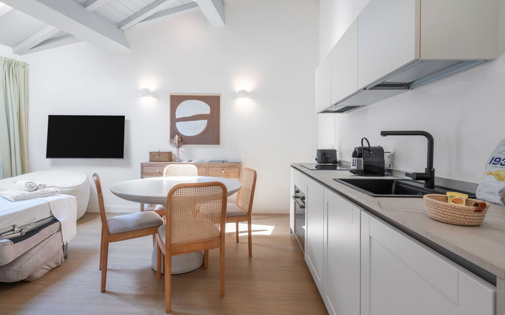 Elegant Apartments Near The Duomo - : Autunno, Cucina, Estate, Inverno, Primavera, Soggiorno