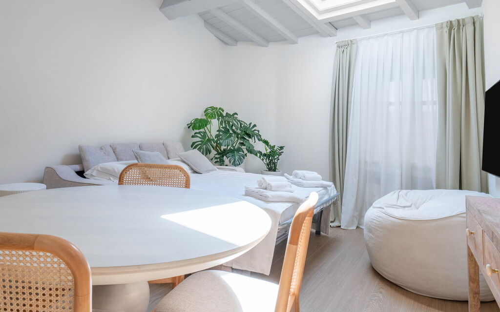 Elegant Apartments Near The Duomo - : Autunno, Cucina, Estate, Inverno, Primavera, Soggiorno