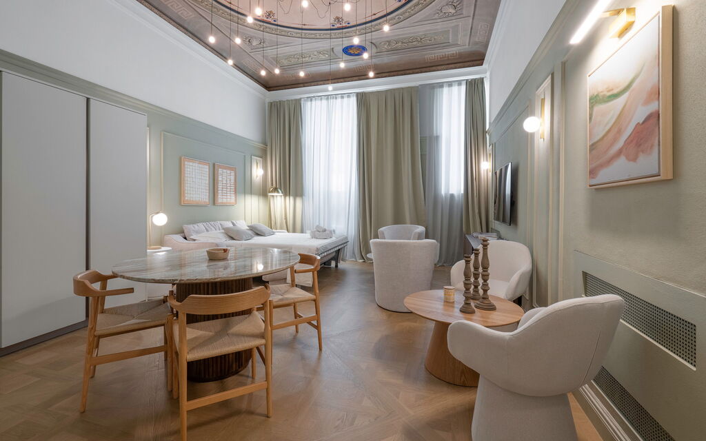 Elegant Apartments Near The Duomo - : Autunno, Cucina, Estate, Inverno, Primavera, Soggiorno