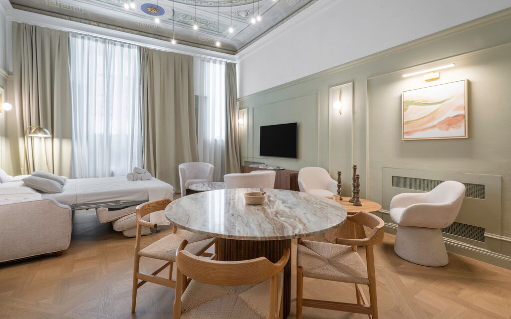 Elegant Apartments Near The Duomo - : Autunno, Cucina, Estate, Inverno, Primavera, Soggiorno