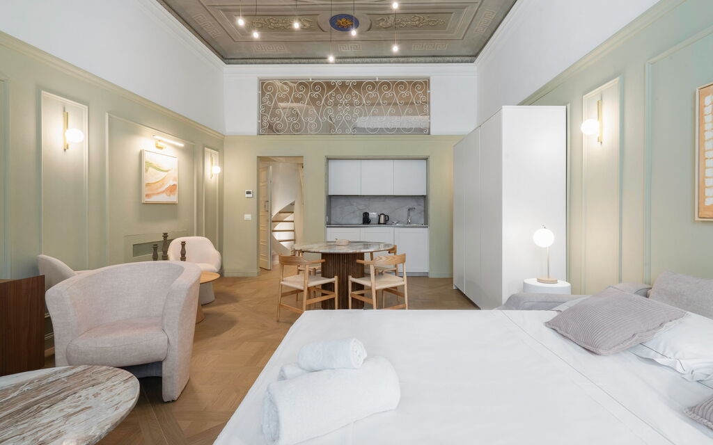 Elegant Apartments Near The Duomo - : Autunno, Cucina, Estate, Inverno, Primavera, Soggiorno