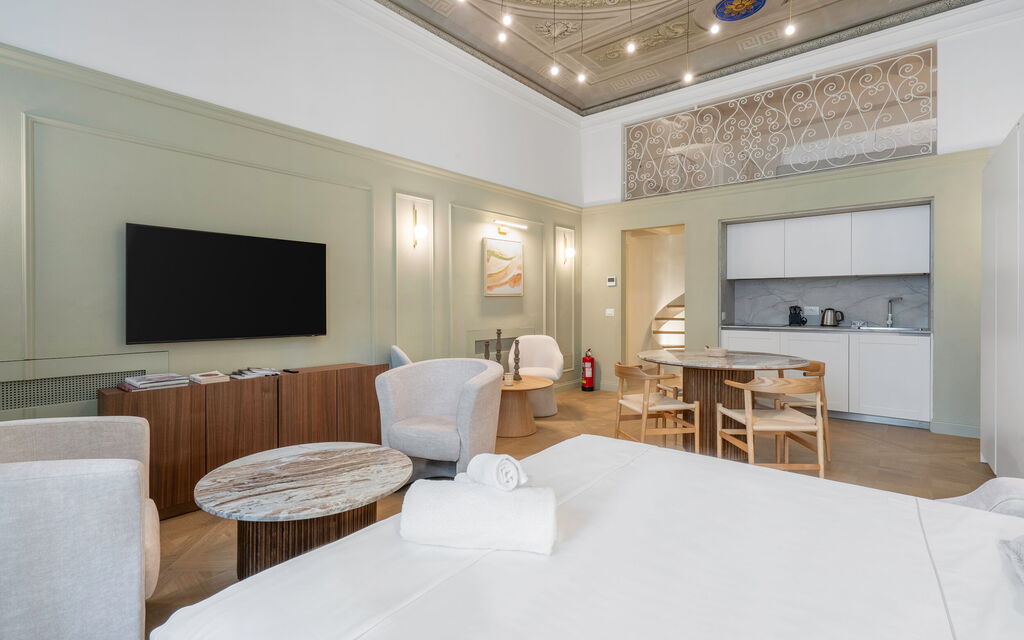 Elegant Apartments Near The Duomo - : Autunno, Cucina, Estate, Inverno, Primavera, Soggiorno