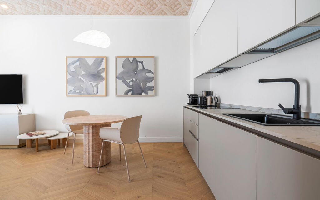 Elegant Apartments Near The Duomo - : Autunno, Cucina, Estate, Inverno, Primavera, Soggiorno