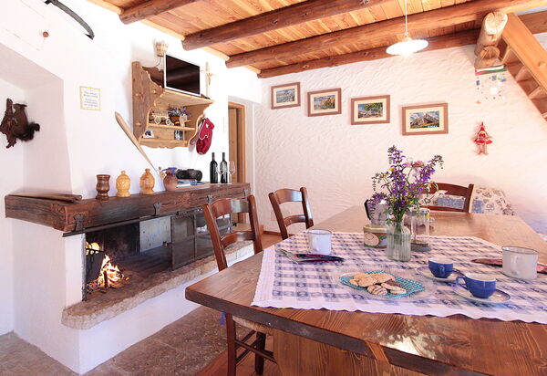 Baita Costa Di Gial: Autumn, Dining Room, Spring, Summer