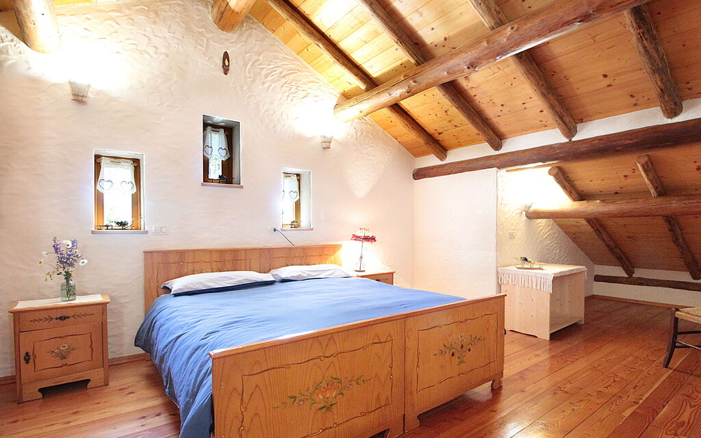 Baita Costa Di Gial: Autumn, Bedroom, Spring, Summer