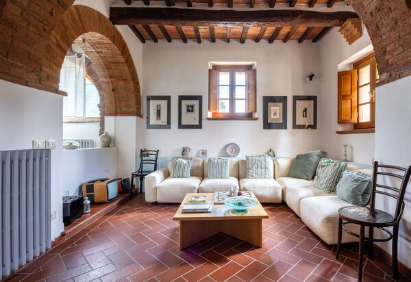 Maria Gabriella Holiday Home In Monticchiello: Autumn, Dining Room, Kitchen, Living Room, Spring, Summer