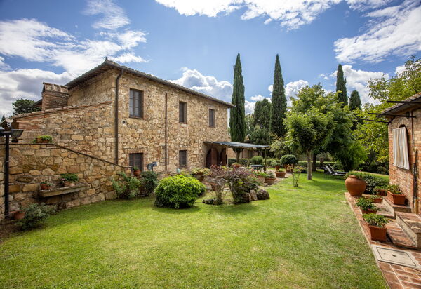 Maria Gabriella Home & Cottage: Autumn, Garden, Spring, Summer