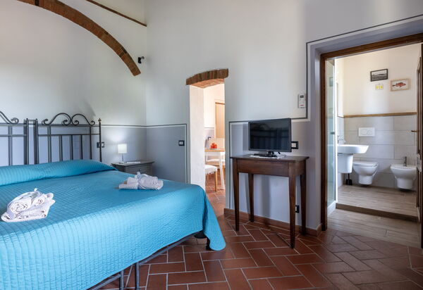 Maria Gabriella Home & Cottage: Autumn, Bedroom, Spring, Summer