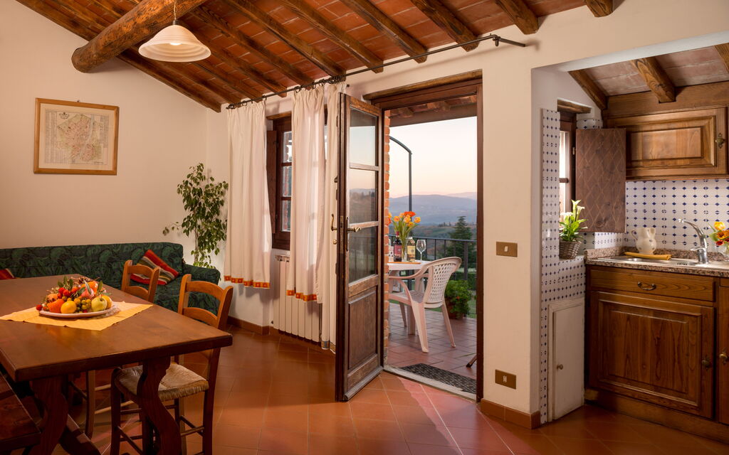 La Piazza Di San Donato - : la-piazza-di-san-donato-reggello-multiproperty-piazza-2-bilo-kitchen