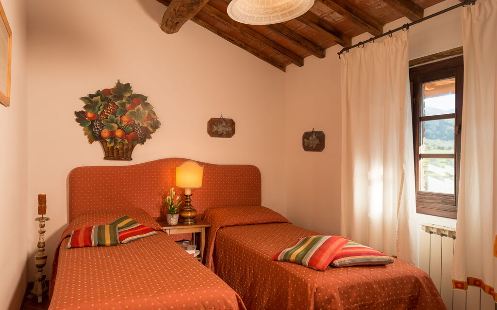 La Piazza Di San Donato - : la-piazza-di-san-donato-reggello-multiproperty-san-donato-1-trilo-bedroom