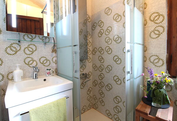 Chalet Giove: Autumn, Bathroom, Spring, Summer