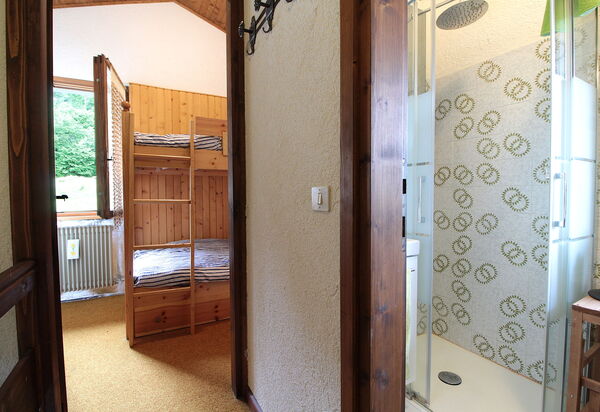 Chalet Giove: Autumn, Bathroom, Spring, Summer