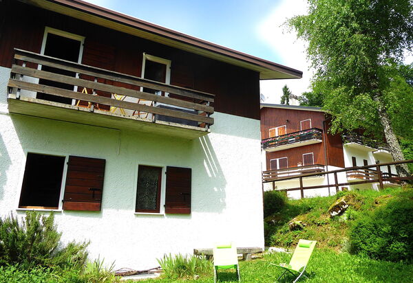 Chalet Giove: Autumn, Main Entrance, Spring, Summer