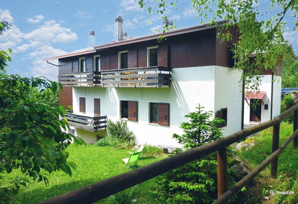 Chalet Giove: Autumn, Main Entrance, Spring, Summer