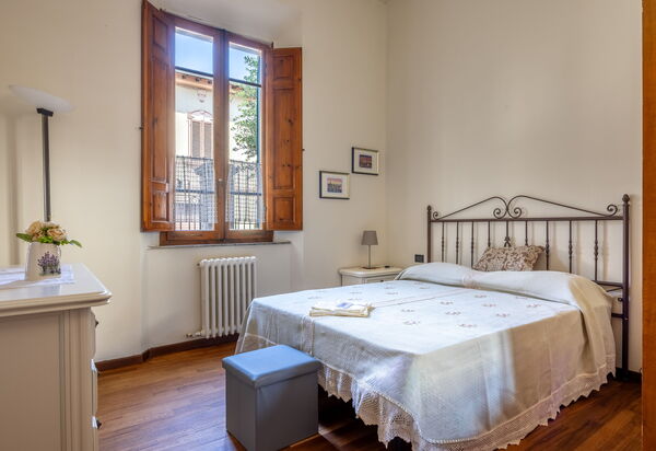 Casa Olivia With Garden And Wifi: Autumn, Bedroom, Spring, Summer