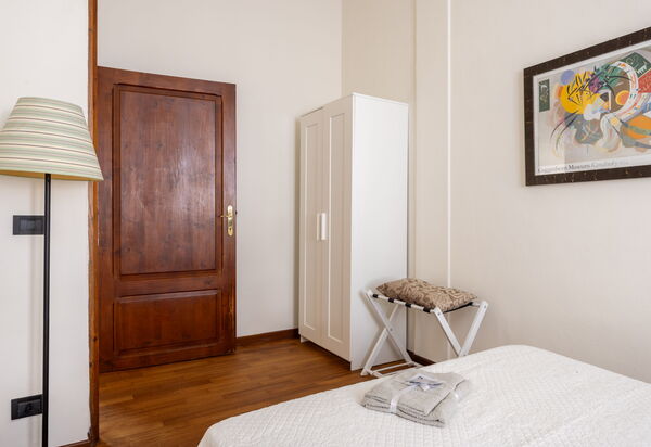 Casa Olivia With Garden And Wifi: Autumn, Bedroom, Spring, Summer