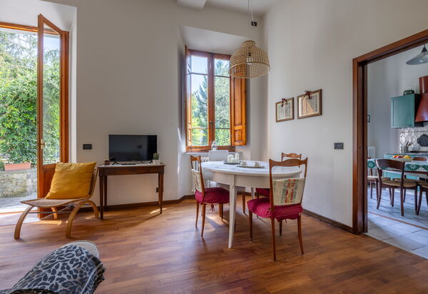 Casa Olivia With Garden And Wifi: Autumn, Living Room, Spring, Summer