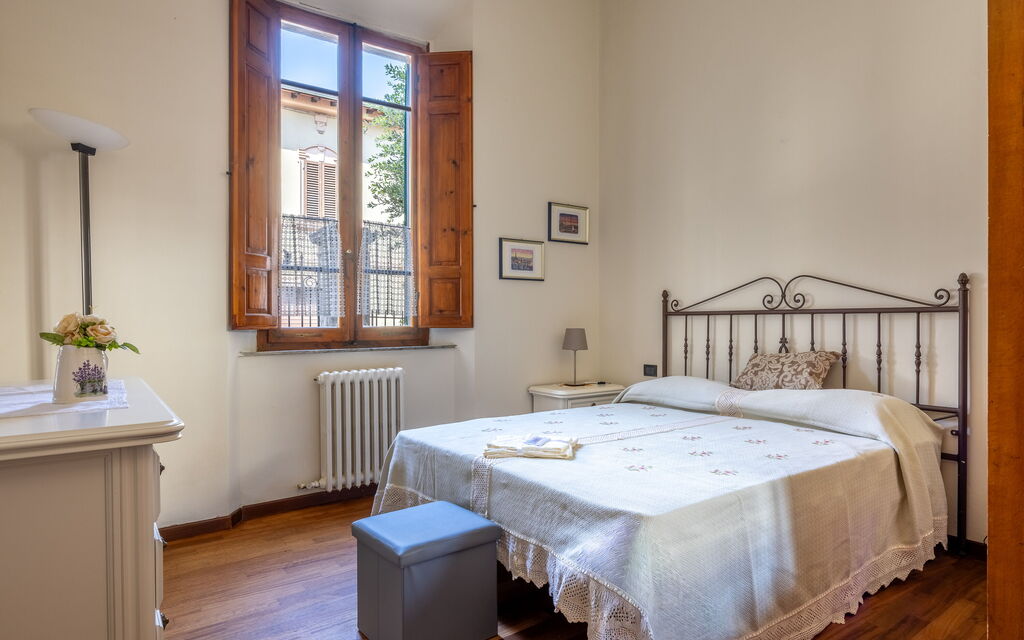 Casa Olivia With Garden And Wifi: Autumn, Bedroom, Spring, Summer