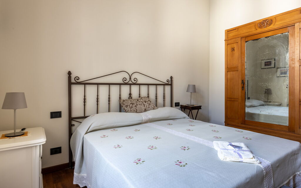 Casa Olivia With Garden And Wifi: Autumn, Bedroom, Spring, Summer