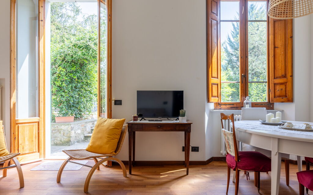 Casa Olivia With Garden And Wifi: Autumn, Living Room, Spring, Summer