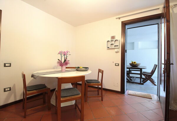 Villa Rosa Apartment: Autumn, Kitchen, Spring, Summer