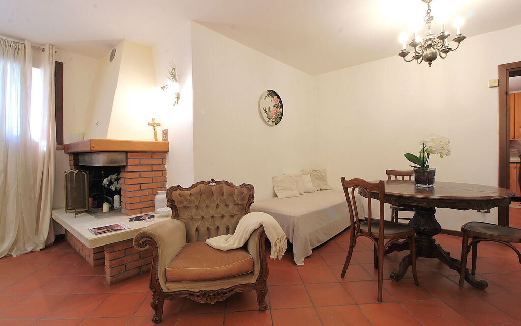 Villa Rosa Apartment: Autunno, Estate, Primavera, Soggiorno