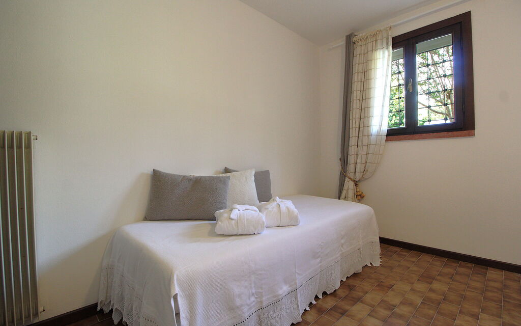 Villa Rosa Apartment: Autunno, Camera da letto, Estate, Primavera