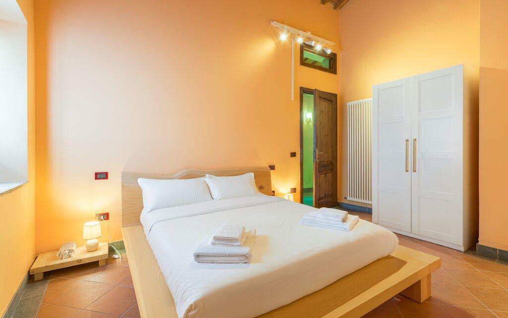 Villa Torre With Pool And Ac: Autunno, Camera da letto, Estate, Primavera