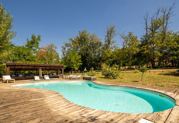 Villa Poggio Zucchino, Pool, Wellness, Piacenza: Autumn, Pool, Spring, Summer