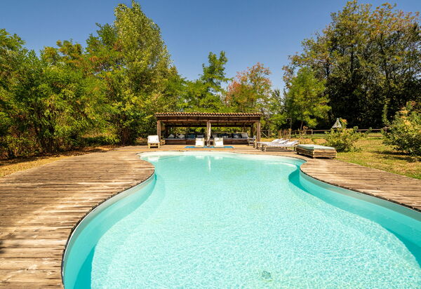 Villa Poggio Zucchino, Pool, Wellness, Piacenza: Autumn, Pool, Spring, Summer