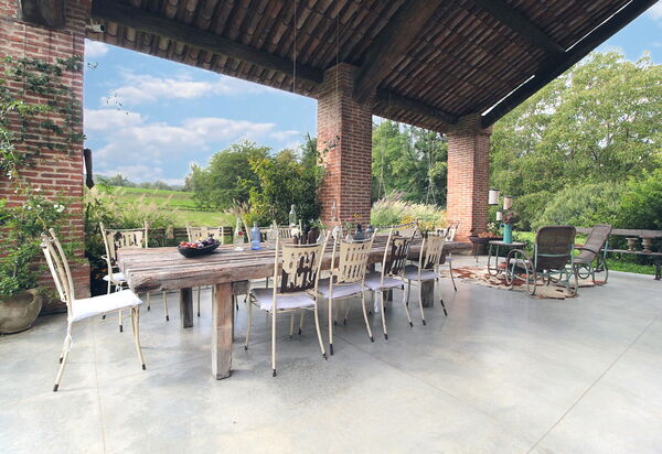 Villa Poggio Zucchino, Pool, Wellness, Piacenza: Autumn, Garden, Spring, Summer